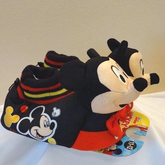 Disney Junior Mickey Mouse Slippers NWT - Picture 2 of 7
